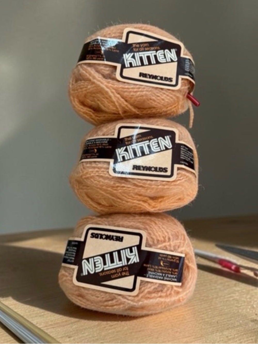 🫶🏻 Reynolds Kitten Mohair Blend Yarn - Peach